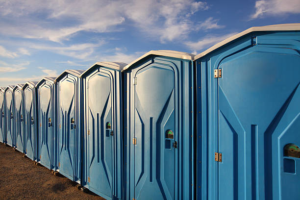Best VIP or Luxury Restroom Trailers  in Innotion, VA